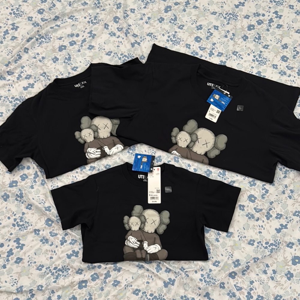 Uniqlo KAWS Black Short Sleeve Tee Family Matching Set